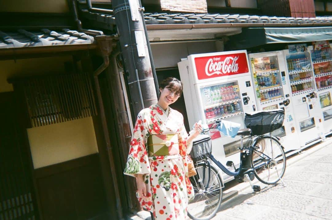 高野渚さんのインスタグラム写真 - (高野渚Instagram)「この日は食べまくった一日でした   #写ルンです  #京都」3月30日 16時31分 - _takanonagisa_