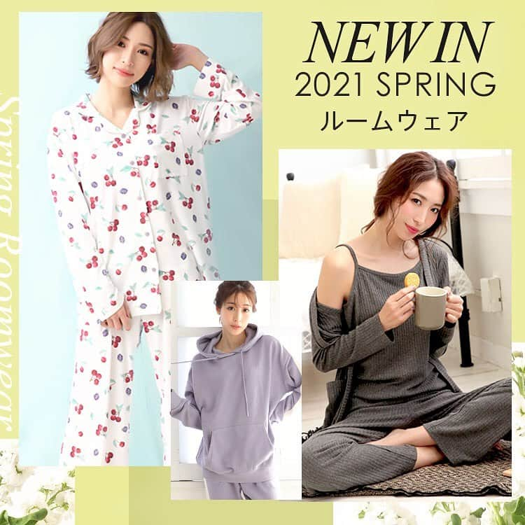 エメフィールさんのインスタグラム写真 - (エメフィールInstagram)「♥ 2021 Spring 🌷 Roomwear Collection﻿ 春のルームウェアはGETした？﻿ ぽかぽかお出かけ日和も、お家でリラックスしたいときもaimerfeelのルームウェアが大活躍！﻿ ﻿ 「ちょっとそこまで」のときも安心のワンマイルウェア、お部屋でゆったりリラックスウェア、睡眠の質を高めてくれるパジャマなどの新作がたくさん🌟﻿ ﻿ ぜひ一度お気に入りを見つけてみて🙌﻿ ﻿ ﻿ -----------------------------------------﻿ ▼左から﻿ とろみタッチパジャマ 上下セット﻿ サイズ:S-LL﻿ 商品番号: 828366﻿ ﻿ ストレッチ スウェット ラインパーカー 単品トップス﻿ サイズ:M-L﻿ 商品番号: 824974﻿ ﻿ リラックスリブ 3点セット﻿ サイズ:M-L﻿ 商品番号: 828068﻿ -----------------------------------------﻿ ﻿ ﻿ ﻿ #aimerfeel #エメフィール #大人可愛い #大人かわいい #ルームウェア #パジャマコーデ #パジャマ女子 #大人パジャマ #パジャマパーティー #パジャマ姿 #パジャマ #お泊り会 #ルームウェアセットアップ #プチプラ #リラックス感 #ゆるカジュアル #部屋着コーデ #着まわしアイテム #リブパンツ #トレンドアイテム #美容 #女子力アップ #お泊りコーデ #ナイトウェア #おしゃれ女子になりたい #キレイになりたい  #くすみカラー」3月30日 17時06分 - aimerfeel_official