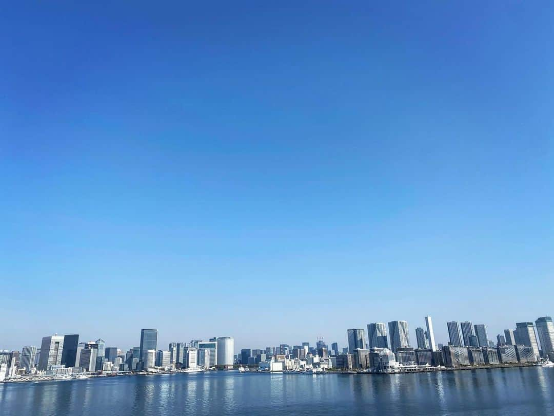 雅-MIYAVI-さんのインスタグラム写真 - (雅-MIYAVI-Instagram)「Tokyo Blue #UndertheSameSky」3月30日 17時21分 - miyavi_ishihara