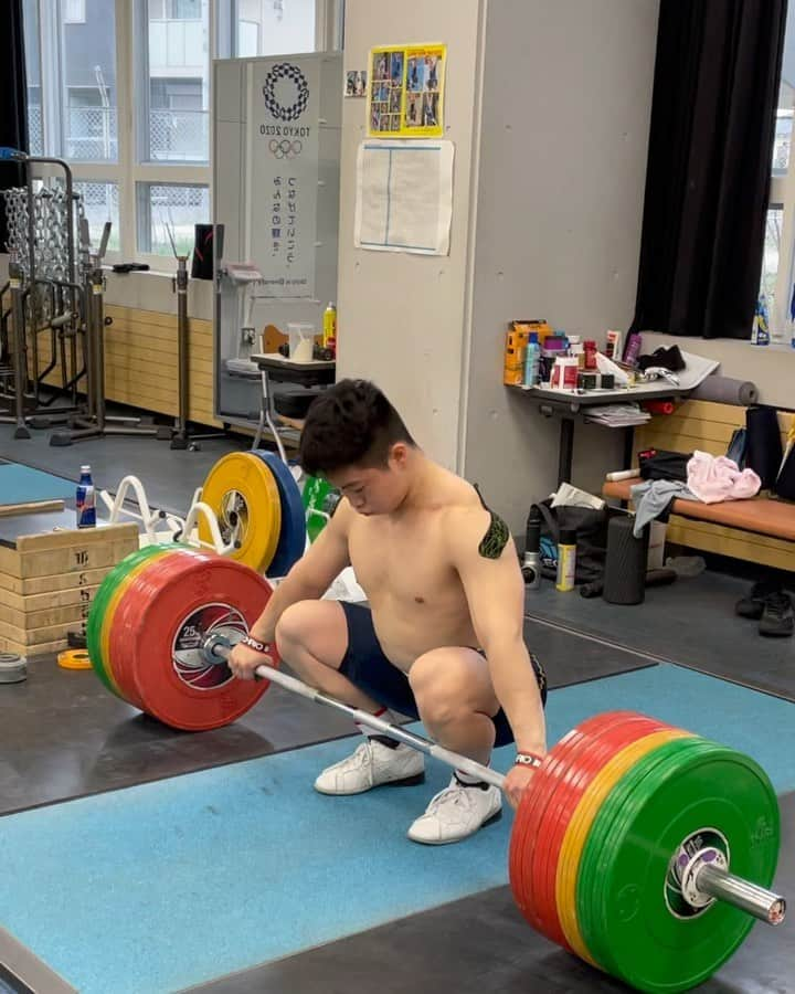 宮本昌典のインスタグラム：「Snatch DL 191kg PR +1kg  #weightlifting #olympiclifting  #cleanandjerk #clean #jerk #snatch #deadlift  #squat  #crossfit #fitness #training  #2xu #chrio #asics」