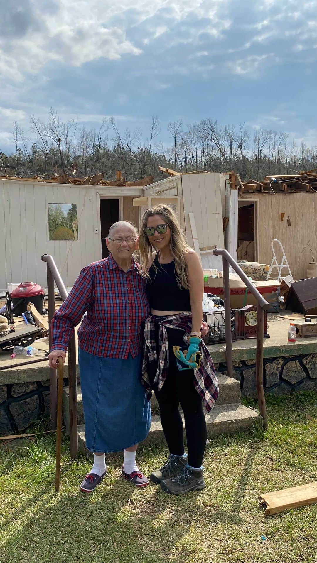 Tracy and Stefanieのインスタグラム：「You can donate to the @gofundme link in our bio!! Thank you guys for loving and lifting up our Nanny! She’s strong and our hero! ❤️」