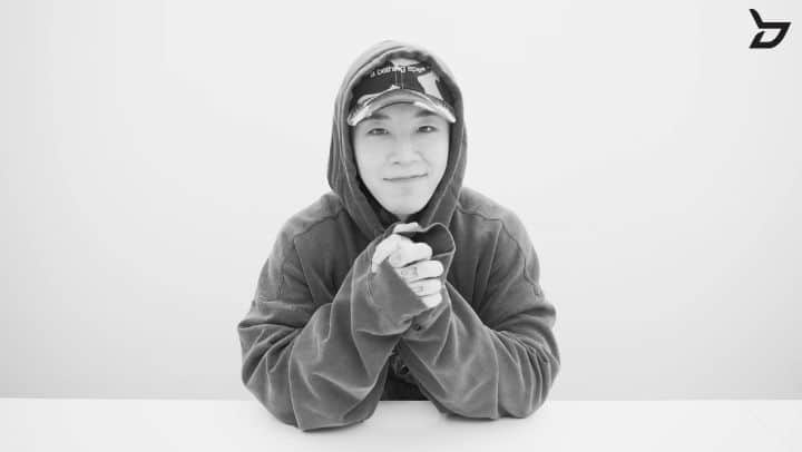 のインスタグラム：「🎥ファンクラブ会員限定動画『TAEIL Q&A💬』を2021.4.2(金)18:00に公開するBee～🐝✨﻿ 除隊後のお話や日本の好きなところ、筋トレ事情、最近ハマってる音楽などテイル兄ちゃんのことをもっと知りたい方は必見🍯ｵﾀﾉｼﾐﾆﾀﾞﾋﾞｯ!!!!!!!!﻿ ﻿ 🖇https://blockb.jp/﻿ ﻿﻿ #BLOCKB #블락비﻿﻿ #テイル #태일 #TAEIL」