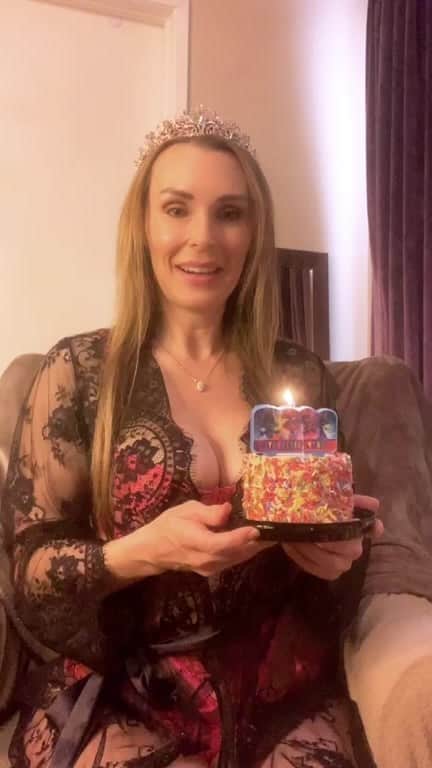 ターニャ・テイトのインスタグラム：「TanyaFans com」