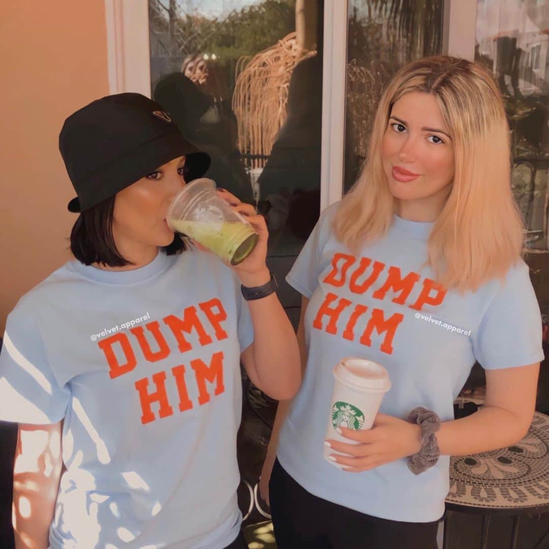 マリリン・モンローさんのインスタグラム写真 - (マリリン・モンローInstagram)「Link in bio 💖 Get this adorable tee shirt! As seen on Britney Spears. From @velvet.apparel Swipe to see more looks✨ Everything ships out the very next day 💕  #90s #2000s #y2kfashion #y2koutfits #y2kaesthetic #90sfashion #90saesthetic #y2k #y2kstyle #britneyspears #britney #freebritney #dumphim #dumphimshirt #friends #friendstvshow #arianagrande #lanadelrey #kyliejenner #haileybieber #billieeilish #bellahadid #gigihadid」4月1日 4時24分 - welovemarilyn