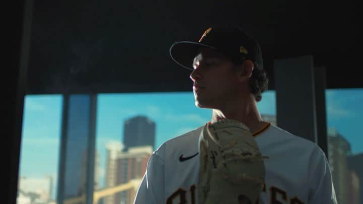 ピッツバーグ・パイレーツのインスタグラム：「Pittsburgh, you know what it is.」