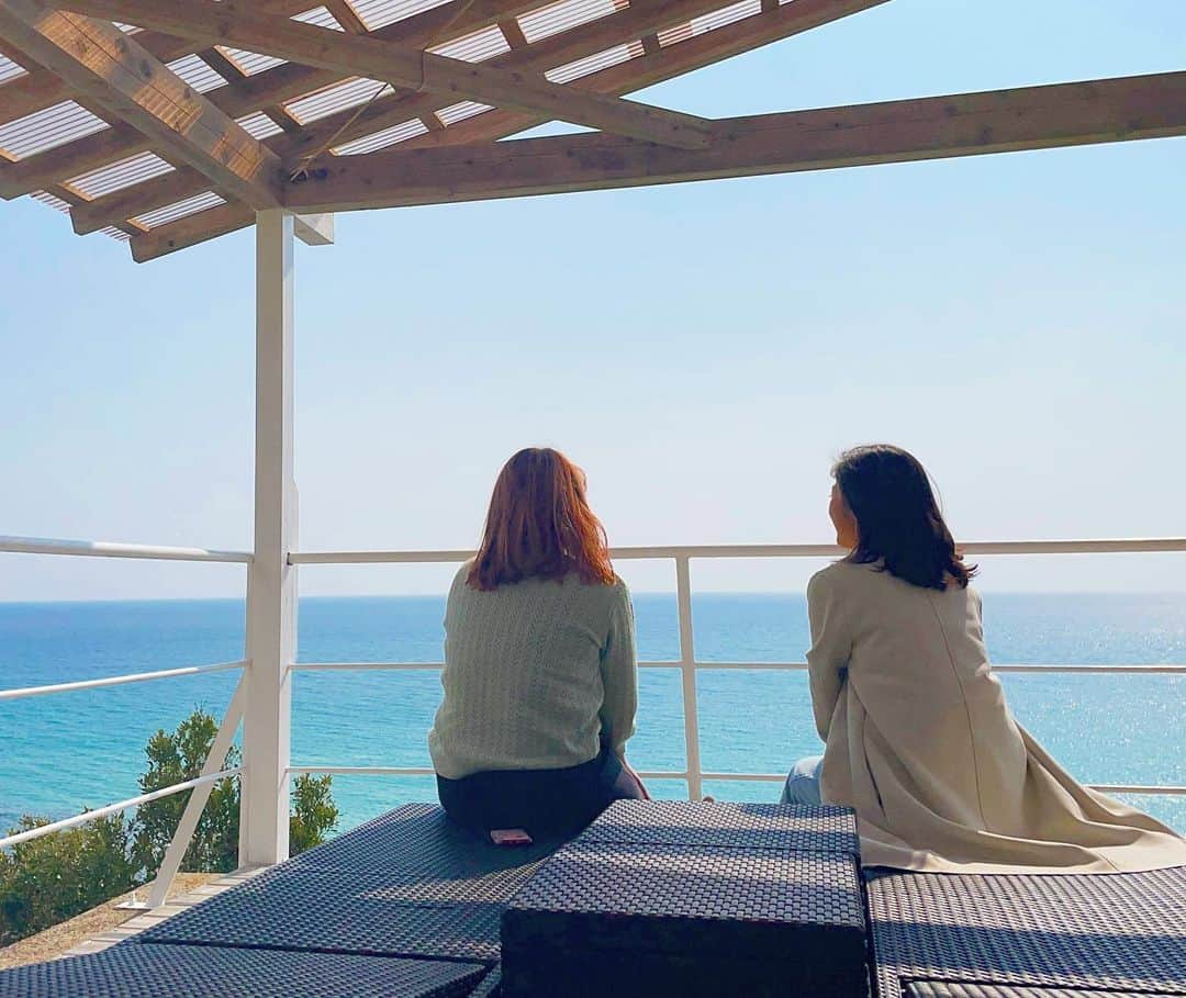 高橋幸さんのインスタグラム写真 - (高橋幸Instagram)「きょうから新年度ですね！ 1日1日ポジティブに過ごせますように🦋  #kagoshima #oceanview  #海の見えるカフェ #長島町」4月1日 10時14分 - sachitakahashi8