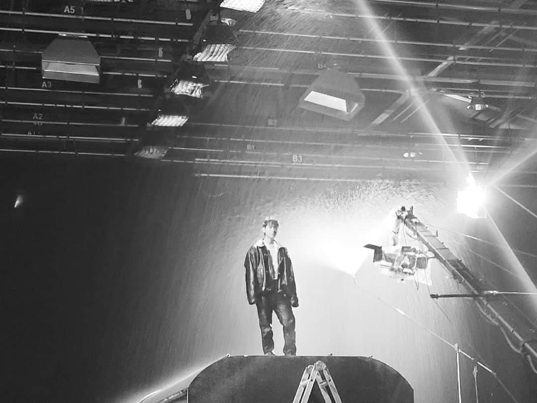 ベクヒョンさんのインスタグラム写真 - (ベクヒョンInstagram)「🌧☔️🌧」4月1日 11時01分 - baekhyunee_exo