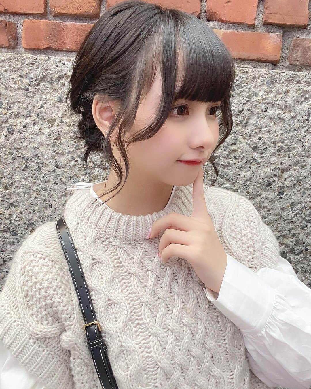 新谷真由さんのインスタグラム写真 - (新谷真由Instagram)「髪の毛アップにしたよう🐰」4月1日 22時12分 - ni_mayu43