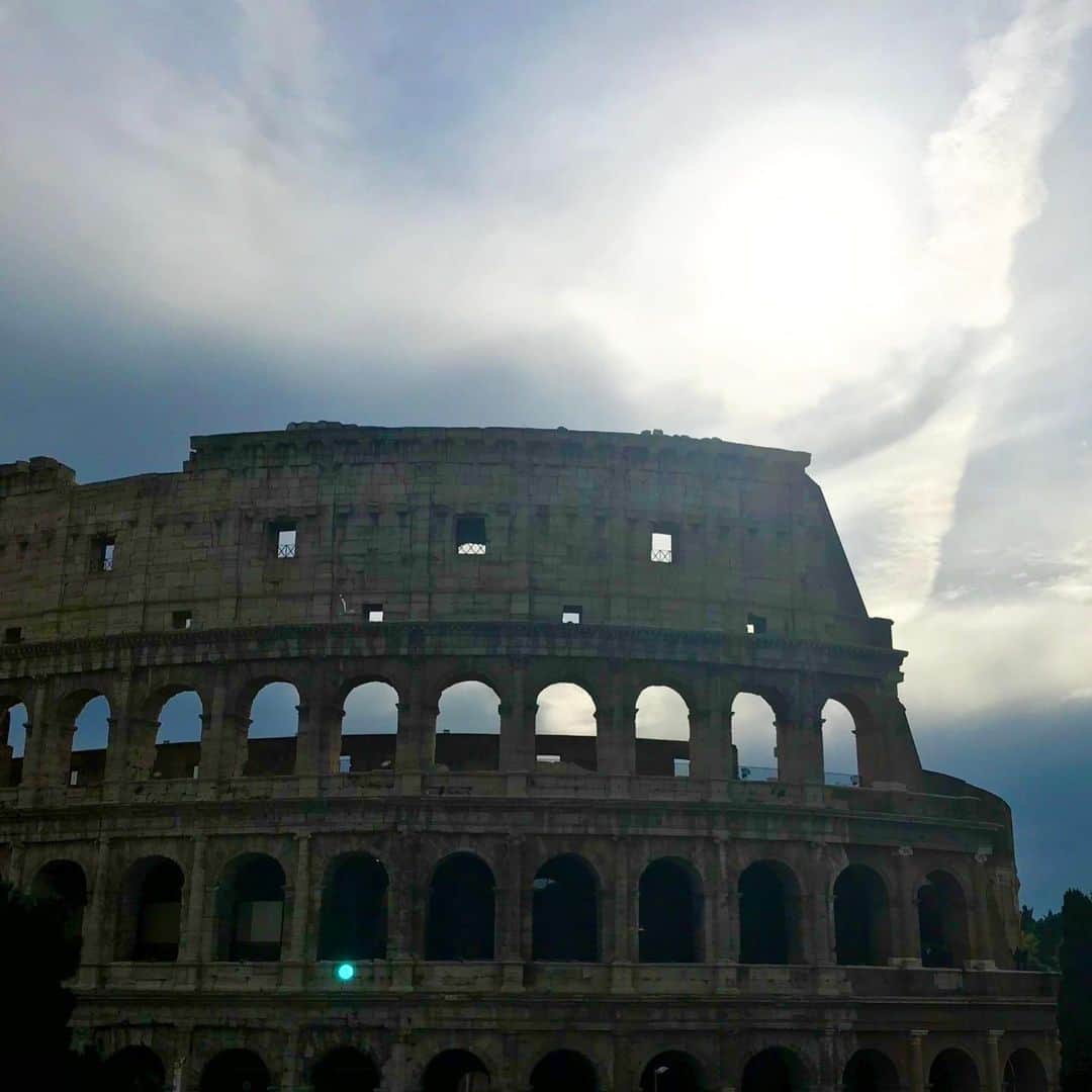 氷川きよしさんのインスタグラム写真 - (氷川きよしInstagram)「私は今、大好きなイタリアはローマに居ます❤︎  文化も芸術も食事も多様性も人もすべてが大好きです！  ってエイプリルフールw 2018年イタリアのローマに行った日。  イタリアの友達に早く会いたいなあ！🇮🇹  by kii  #氷川きよし #hikawakiyoshi #Italy #エイプリールフール #kii #bykii #キヨラー」4月1日 15時31分 - hikawa_kiyoshi_official