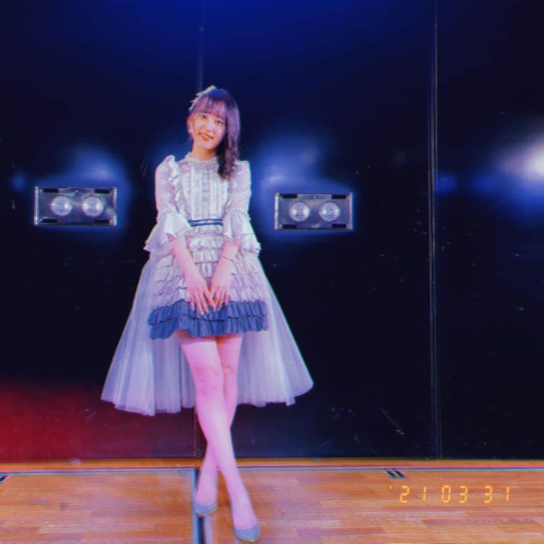 前田彩佳さんのインスタグラム写真 - (前田彩佳Instagram)「AKB48卒業しました🌸」4月1日 20時10分 - _ayaka1218