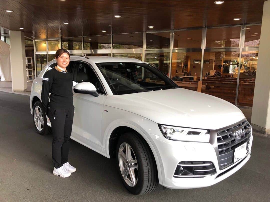 大里桃子さんのインスタグラム写真 - (大里桃子Instagram)「☺︎ 今週はAudi 名古屋中央様に車を貸して頂いています！ Audi Q5は中も広く快適に移動出来ています✨ そしてなによりかっちょいい❤️ いつもありがとうございます！ #YANASE #Audi #Q5」4月1日 20時16分 - chanmomo810