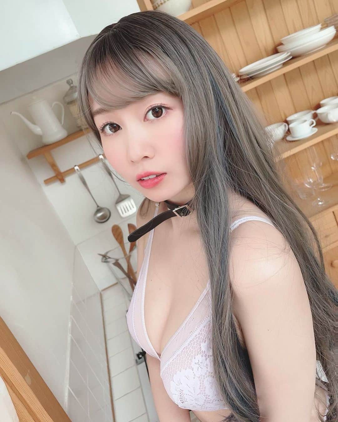 のインスタグラム：「. CountSheepの撮影のオフショット♡ . 衣装もウィッグもかわいくて とっても楽しかった😎😎😎 . #photography #wig」