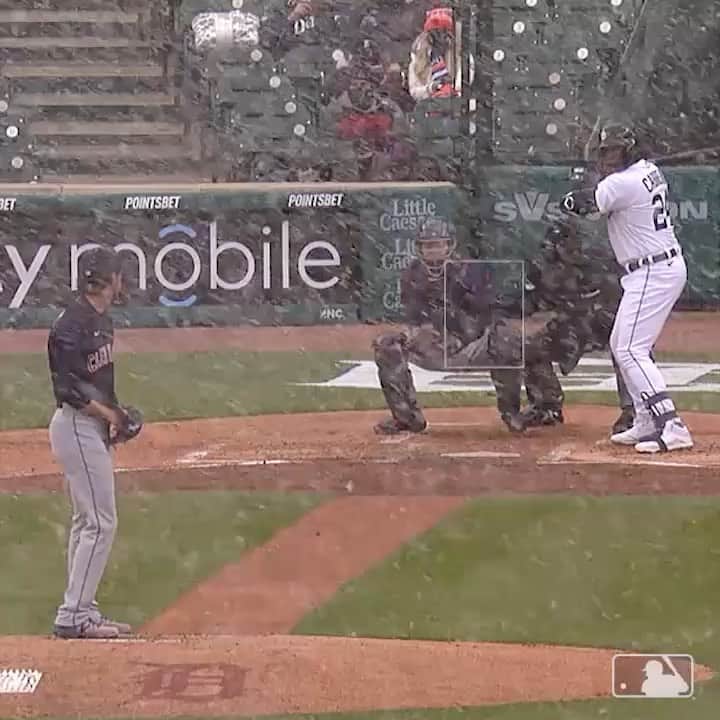 ミゲル・カブレラのインスタグラム：「#1 ⚾️✅」