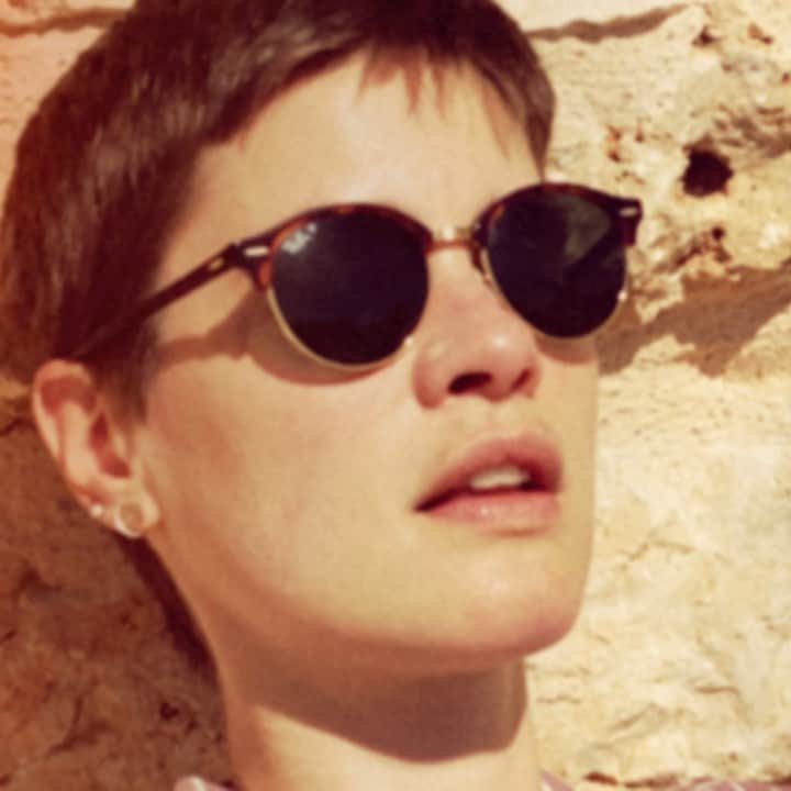 Kris Gottschalkのインスタグラム：「How to do nothing — 🌼🌱  #howtodonothing」