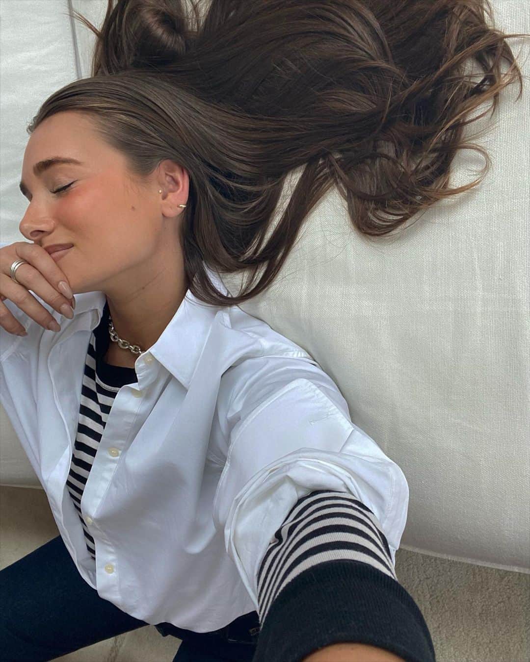 We Wore Whatのインスタグラム：「Wfh energy ☁️」