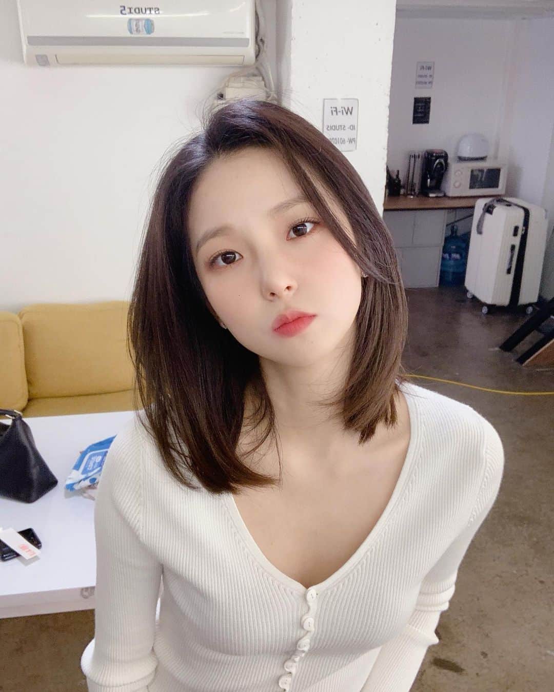 チェ・ユジンのインスタグラム：「이거 괜찮앙.?.?ㅎㅎㅎㅎ」