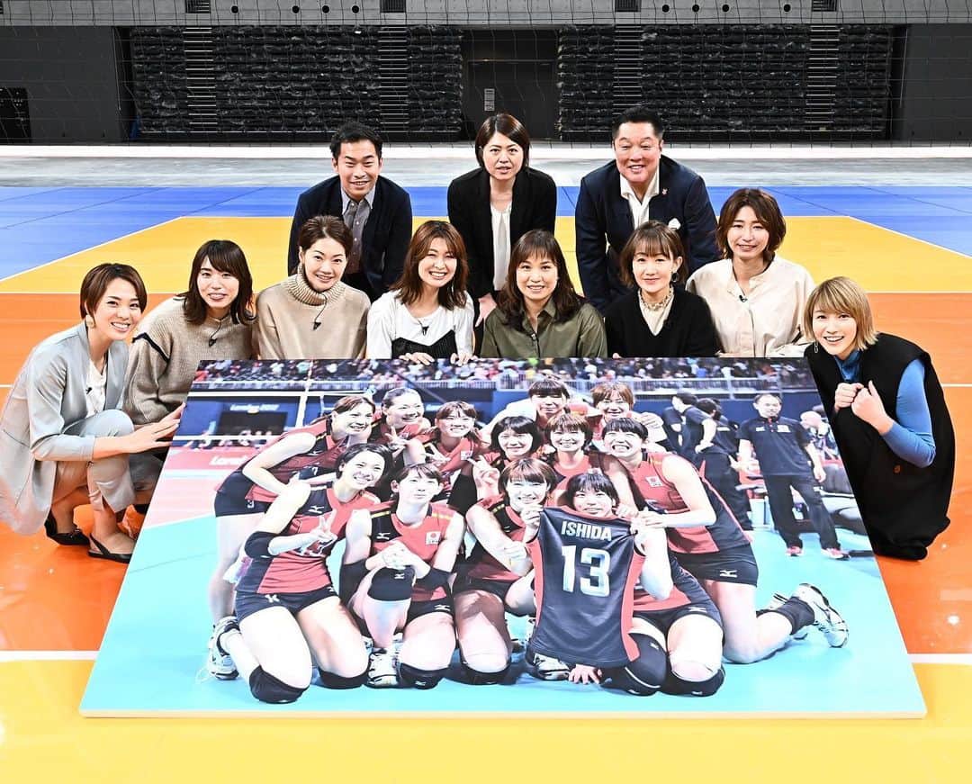 狩野舞子さんのインスタグラム写真 - (狩野舞子Instagram)「・ 明日4/3（土）朝7時🌈 TBS 東京VICTORY  女子バレーボールSP🏐 ・ 3週連続に及んだ女子バレーボールSPもついに最終章😭 ・ バレーボールって本当に深くて、楽しくて、魅力のある競技なんですよ🏐 ぜひ多くの皆さんに観ていただけますように😊🙏 ・ #TBS #東京VICTORY #女子バレーボールSP #バレーボール #volleyball」4月2日 17時30分 - kanochan715