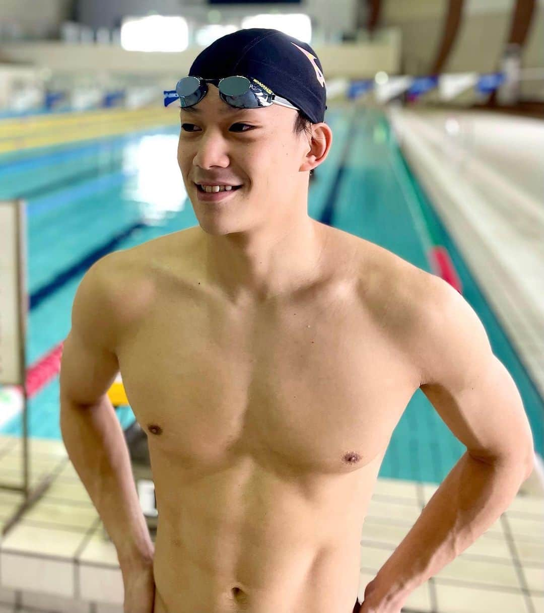 武良竜也のインスタグラム：「☑️ 🏊🏻‍♂️4月3日〜4月10日日本選手権大会 (オリンピック選考会)に出場します🏊🏻‍♂️ ✔️50m平泳ぎ ✔️100m平泳ぎ ✔️200m平泳ぎ  先日SWANSのゴーグルを頂きました。名前付きです👍いつもありがとうございます！  #日本選手権 #水泳 #swimming」