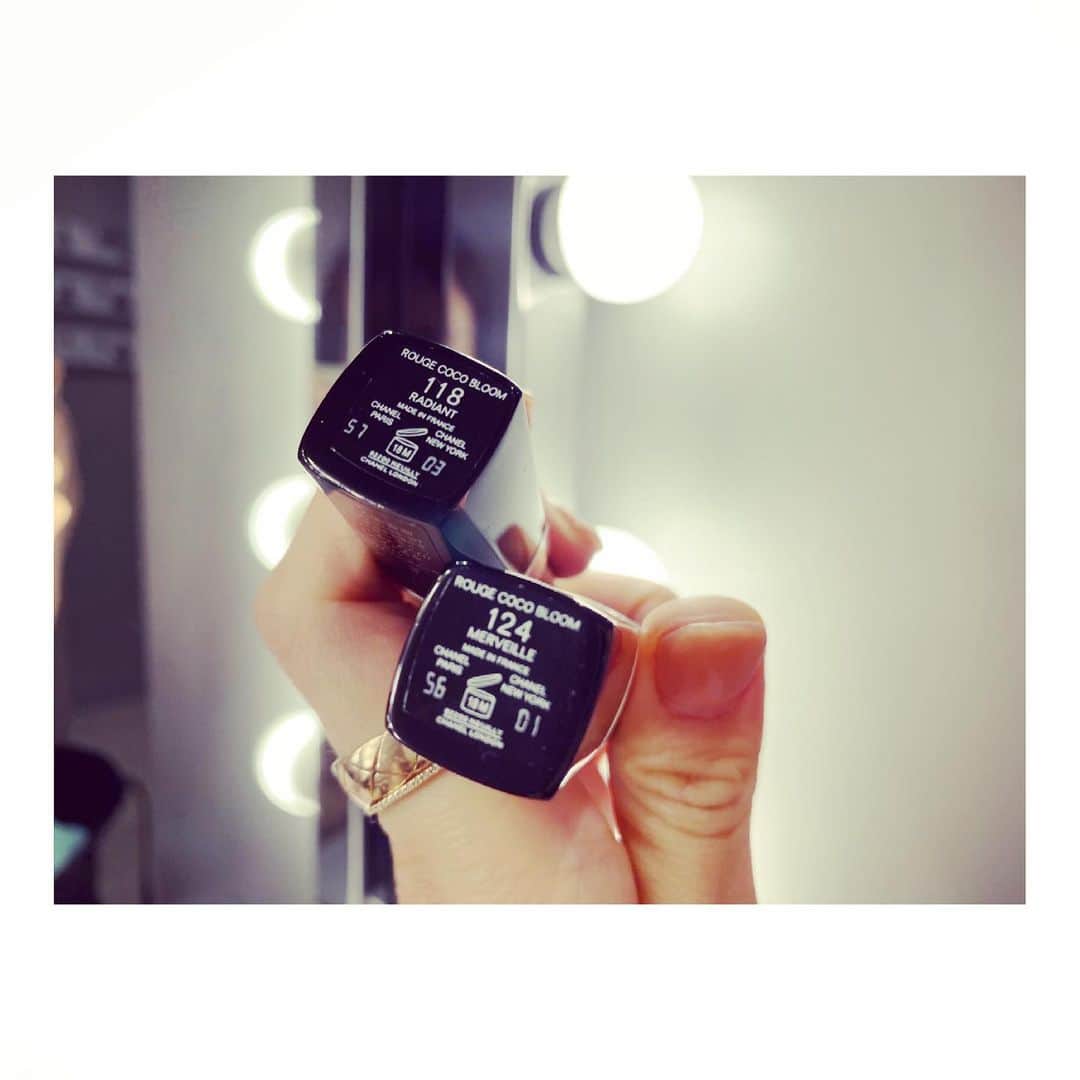 笹川友里さんのインスタグラム写真 - (笹川友里Instagram)「♡♡♡  CHANELの新しいリップ。 私はこの二色がとても好きです。  #rougecoco#chanelmakeup @chanel.beauty」4月2日 22時59分 - sasagawayuri