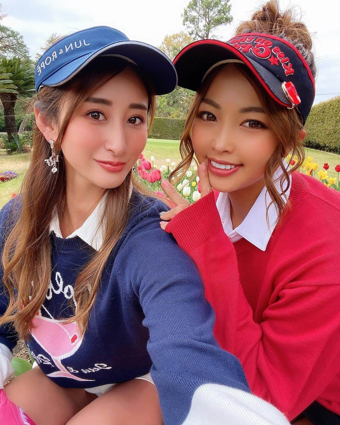 佐藤衣里子さんのインスタグラム写真 - (佐藤衣里子Instagram)「私がゴルフをするきっかけになった @natsumi.aoi と初ラウンド🍒❣️  なつみんとは昔一緒にラウンドガールやっててその時から仲良し💓  桜も満開でこの時期のラウンドは本当に最高すぎた🌸 桜見てるだけで癒されて楽しいラウンドでした❣️ なつみんみたいに上手くなれるように頑張らなきゃなぁ🥺  #golf#golfstagram#golfgirl」4月3日 10時08分 - eriko0625