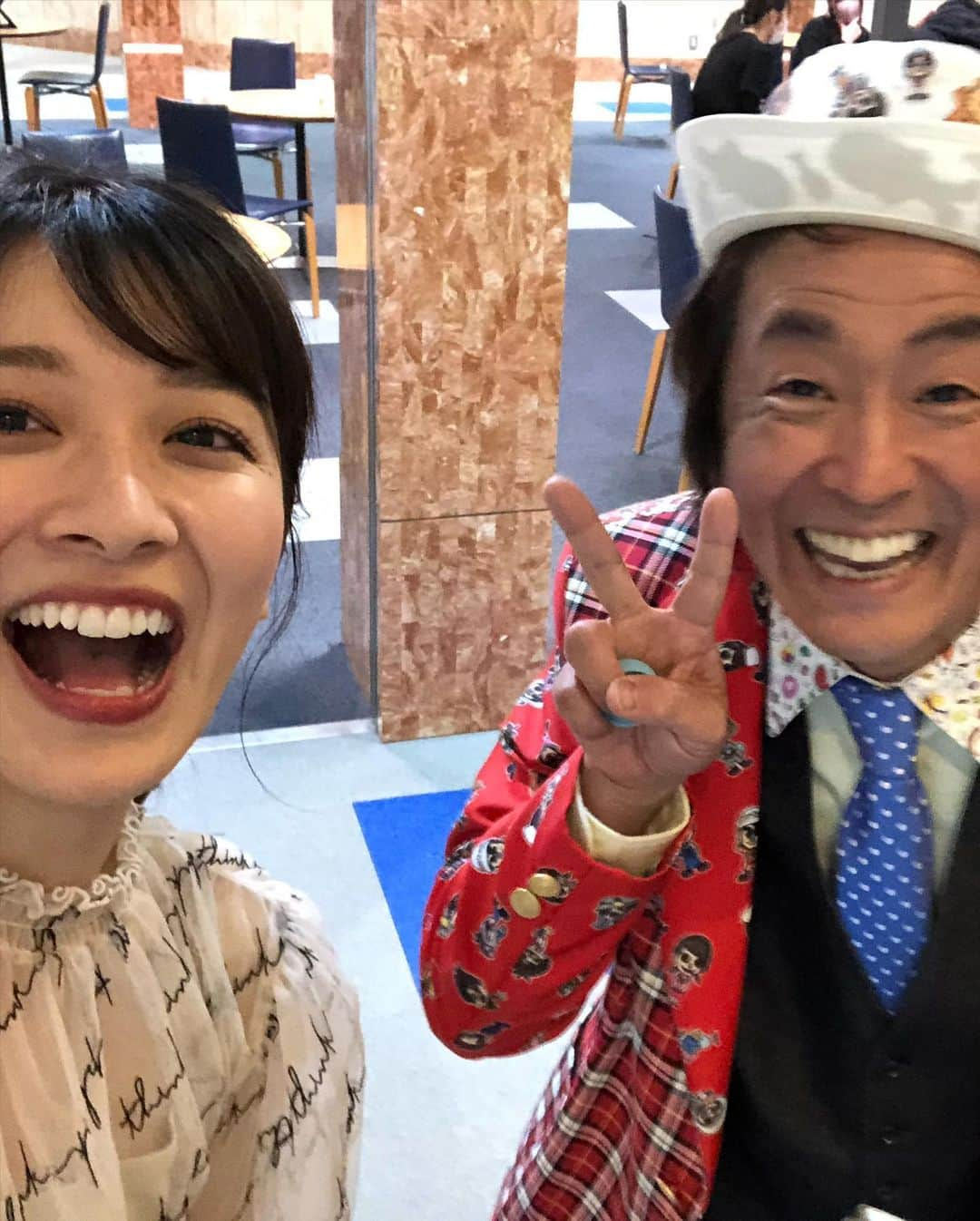 山本里菜さんのインスタグラム写真 - (山本里菜Instagram)「⭐️お知らせ⭐️ . 「ジョブチューン」 今夜7時〜3時間スペシャル！ . 今日からジョブチューンのメンバーに加えていただきました☺️ 初回の収録とても緊張しましたが皆さんが温かく迎えて下さったので楽しく無事に終えることができました🙇‍♀️✨ . こんなに楽しくていいのかな！と幸せを感じています🥺♥️♥️♥️ . ぜひ今夜7時から！ご覧ください！ . ⬇️見どころ⬇️ 『くら寿司』がジャッジ企画に挑戦！ 『CoCo壱番屋』イチオシトッピングの組み合わせとは？ 『かつや』は油を変えない？！ 『はなまるうどん』テイクアウトグルメで簡単アレンジレシピも！ . #ジョブチューン　#tbs #くら寿司　#coco壱番屋 #かつや　#はなまるうどん　#日高屋　#焼肉きんぐ　#ロッテリア　#山本里菜」4月3日 10時06分 - rinayamamoto_0622