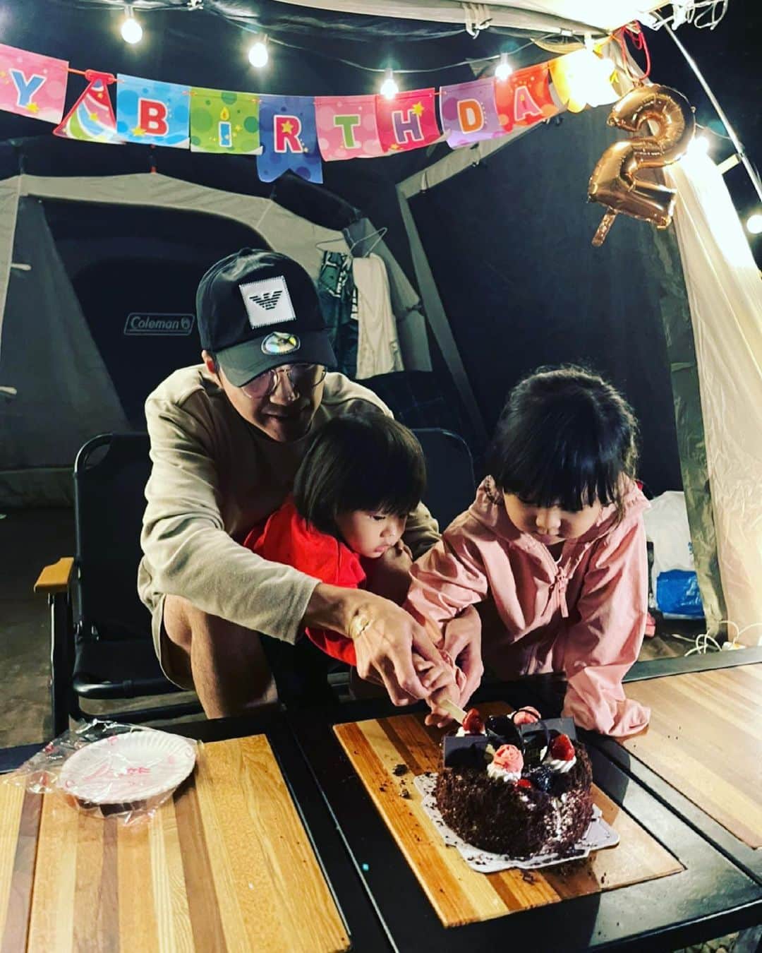 江宏傑さんのインスタグラム写真 - (江宏傑Instagram)「兒子2歲生日祝你平安健康長大 #給你百分之兩百的愛 #生日快樂🎂」4月3日 21時00分 - chiang_hung_chieh