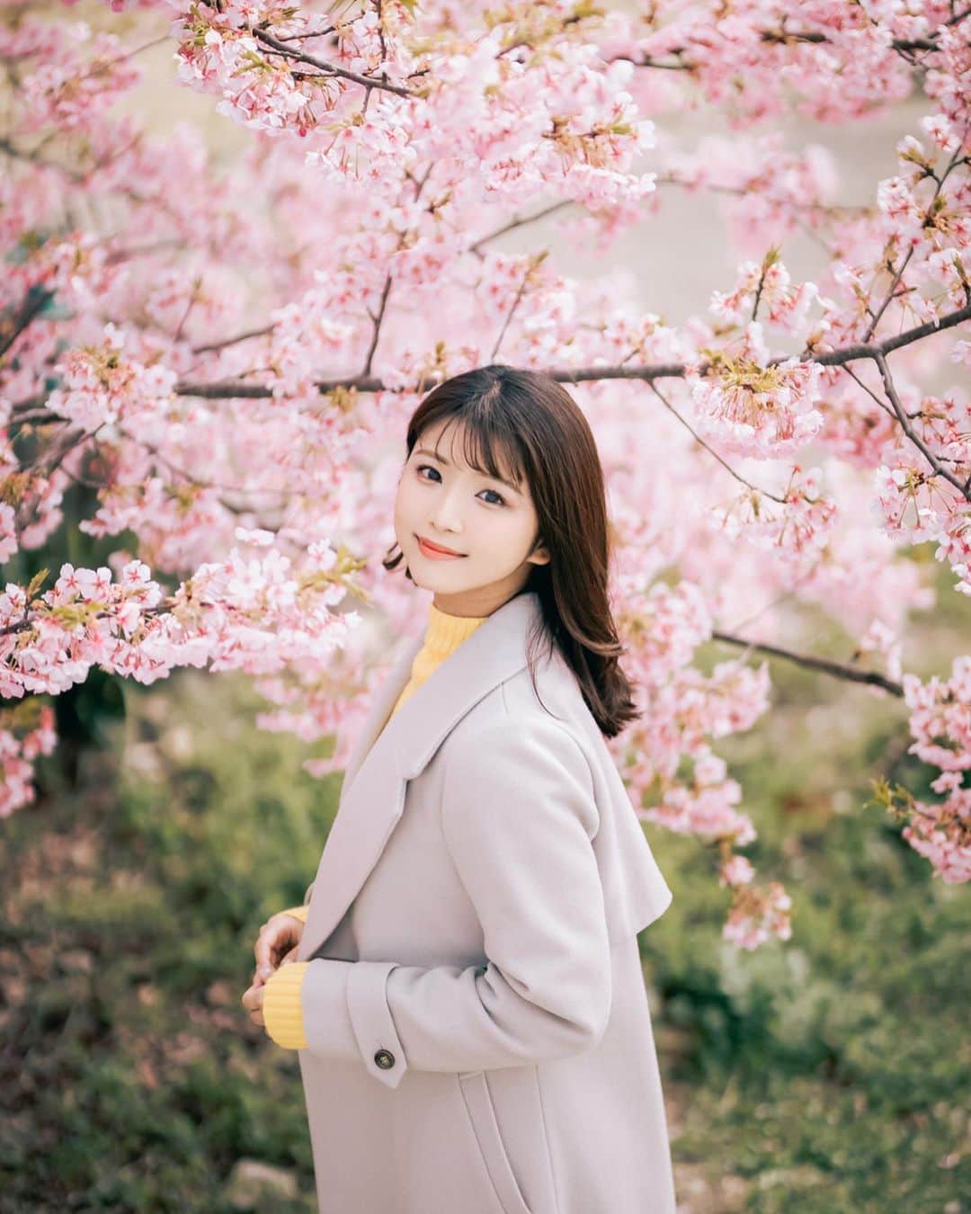 山本ゆうかのインスタグラム：「あー！小さい頃もっと勉強しとけば良かったなー！ って後悔するけど、後悔したところで今から勉強するかと言われたら 勉強嫌いなので結局しない。 80歳になっても勉強しなかったことを後悔してそう」