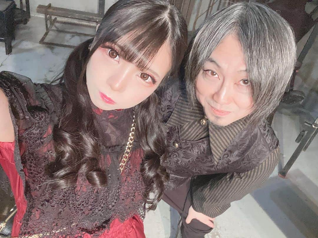 美らかのん（久我かのん）のインスタグラム：「. . . 初心者さん向けイベントに来て下さった皆様本当に心からありがとうございました🙏💞 . 今回のお客様はなんと“8割が女性”という…❣️ . 初めましての方に沢山会えてお馴染みの皆に見守られ手伝ってもらい幸せ過ぎました💞（手伝わせてごめんよ🥲感謝🙏🙏🙏） . . そしてなにより皆様大変常識のある方達で素晴らし過ぎました🥺💞 . 自分で言うのアレだけど応援してくれる皆様の民度が高いｯ👏✨✨✨ . . 素敵な人達に応援してもらって幸せ過ぎて死ぬのでは…🤔こんなにも人に恵まれてこんなにも幸せで大丈夫かな…。 . . あとですね . 今回のイベントの感想も教えてもらえたら嬉しいな🥺💞私だけが楽しんでそうで不安になってしまうくらい楽しかったの…。 . . . #美らかのん #ミラ狂美 #初心者向け #イベント #smショー #オフ会 #av女優 #セクシー女優 #youtuber #tiktoker #タトゥーシール #おはようございます #おやすみなさい #goodmorning #goodnight #japanesegirl」