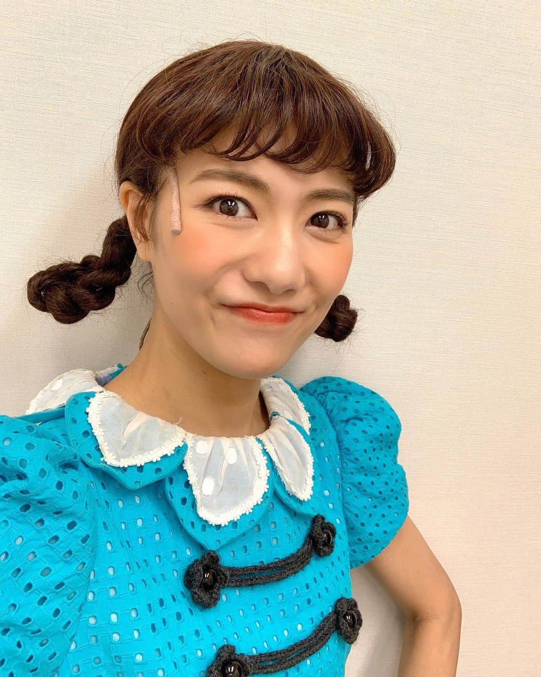 宮澤佐江さんのインスタグラム写真 - (宮澤佐江Instagram)「LUCY👧🏻✨ ガミガミ屋の8歳児、演じてます。 (私は30歳です。) ． #きみはいい人チャーリーブラウン #YGCB2021 #観に来てねっ」4月3日 21時37分 - sae_3830