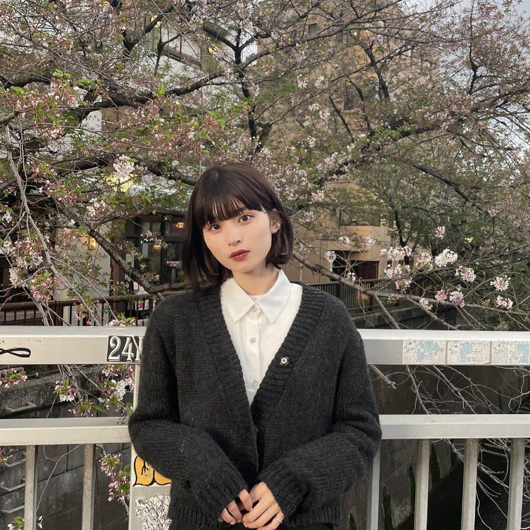乃愛さんのインスタグラム写真 - (乃愛Instagram)「あったかくなってきて嬉しいな〜  美味しいもの食べにいきたいです！！」4月3日 22時24分 - _0w022