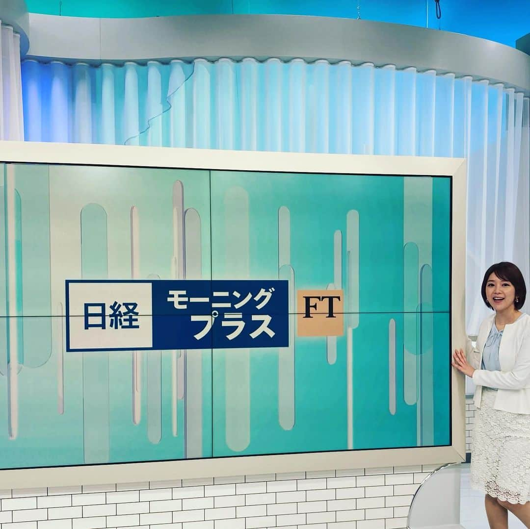 八木ひとみのインスタグラム：「新年度も引き続き  「日経モーニングプラスFT」  「かぶりつきマーケット情報局」  「孫子であきない話」  を担当します🙋‍♀️  よろしくお願いします☺️  #日経モーニングプラスFT #BSテレ東 #かぶりつきマーケット情報局 #ラジオNIKKEI #孫子であきない話 #文化放送 #直近の息抜き #珍しく #お酒の写真が無い🤭」