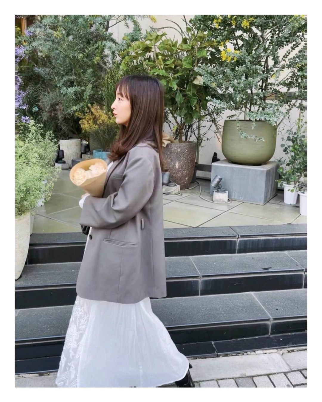 板野友美さんのインスタグラム写真 - (板野友美Instagram)「𓂃𓂂🍃🕊 🤍  #lifestyle」4月4日 23時17分 - tomo.i_0703