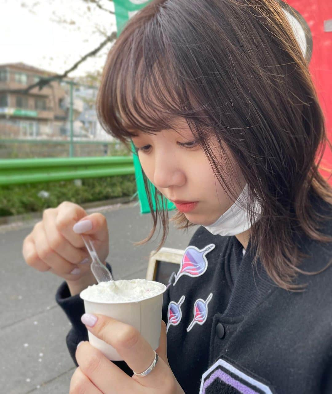 江野沢愛美さんのインスタグラム写真 - (江野沢愛美Instagram)「美味しすぎるアイス食べた」4月4日 16時12分 - enosawa_manami