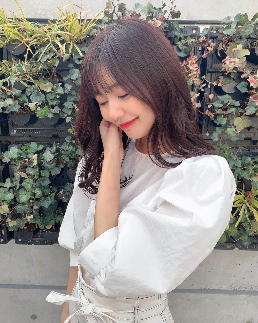 杉浦みずきのインスタグラム：「. white spring🤍 ・ ・ #春服　#私服　#ootd #ホワイトコーデ」