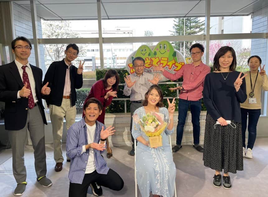 汾陽美樹のインスタグラム：「. 番組開始から1年半。 思い出の詰まったふるさとライブを しばらくお休みさせていただきます🌷 今までたくさんの応援 本当にありがとうございました☺️✨ . この先、初めてのことばかりで不安もありますが またみなさんとお会いできる日を楽しみに 出産も育児もがんばります💪 さらにパワーアップして戻ってきますので 今後もふるさとライブをよろしくお願いします🤩🙌 みなさん、お元気で🧸🎈 . #長野放送 #ふるさとライブ #感謝  #日本気象協会 #大井さん #林さん #楽ササイズ #池田咲季 さん #DIY PUSH☆で共演していた #こてつ北村 さんが最終日に来てくれました♩ #アナウンサー #松山航大 #鈴木美花 #汾陽美樹 #サンキューでーす✌️」