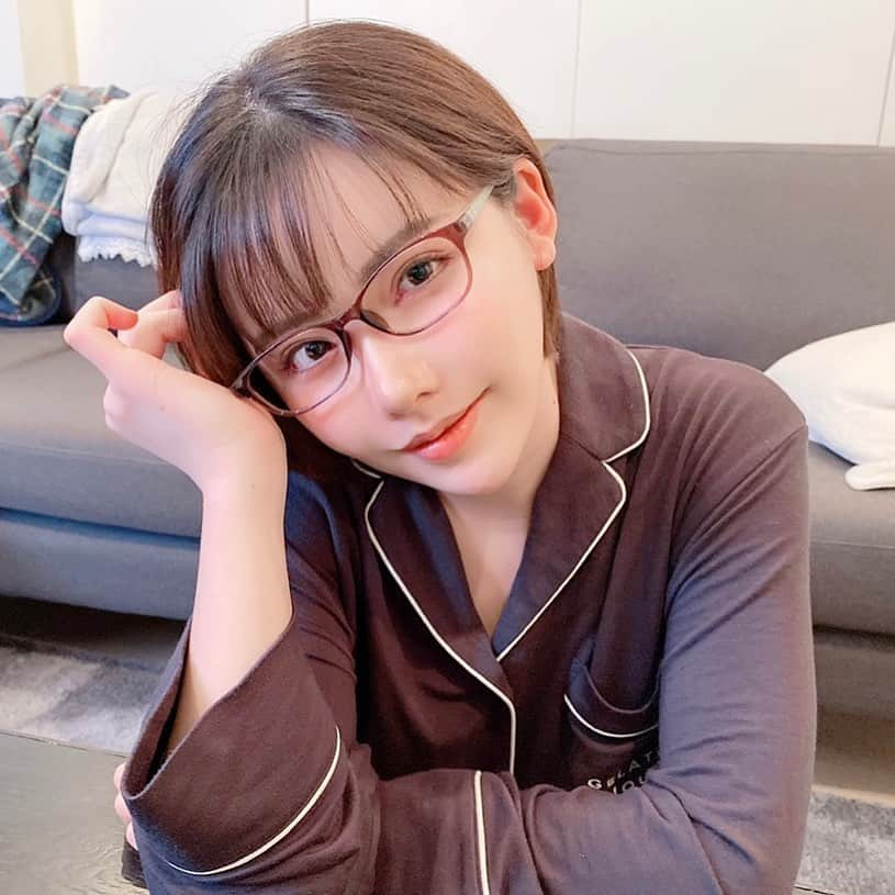 深田えいみさんのインスタグラム写真 - (深田えいみInstagram)「お疲れ様！🌙*ﾟ」4月4日 21時23分 - eimi0318