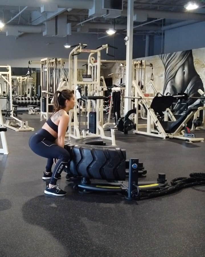 Tianna Gregoryのインスタグラム：「Some upper body 💪」