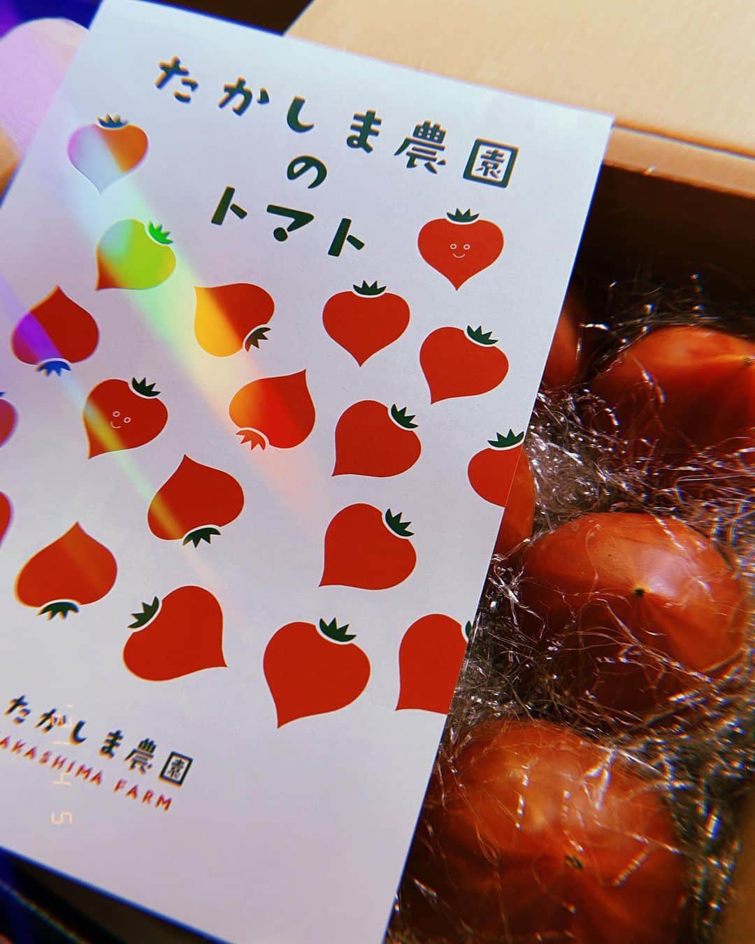 川口春奈さんのインスタグラム写真 - (川口春奈Instagram)「こんなに美味しいトマト食べたことない。感動的な美味しさ。幸せな味がする🍅✨」4月5日 10時49分 - haruna_kawaguchi_official