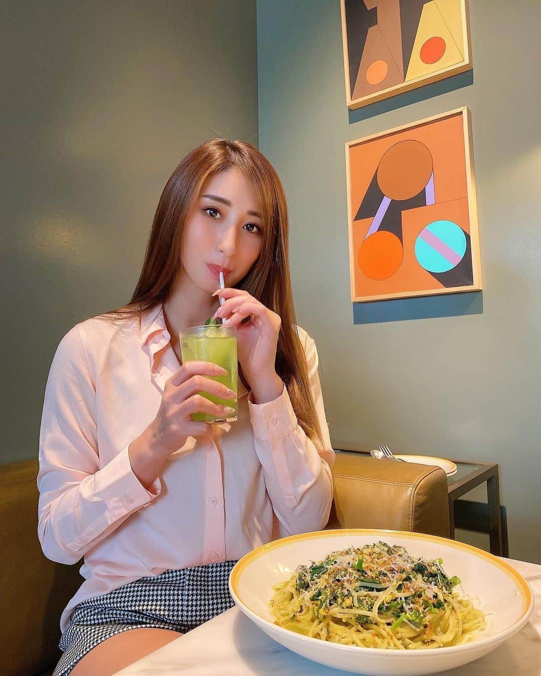 佐藤衣里子のグルメインスタ