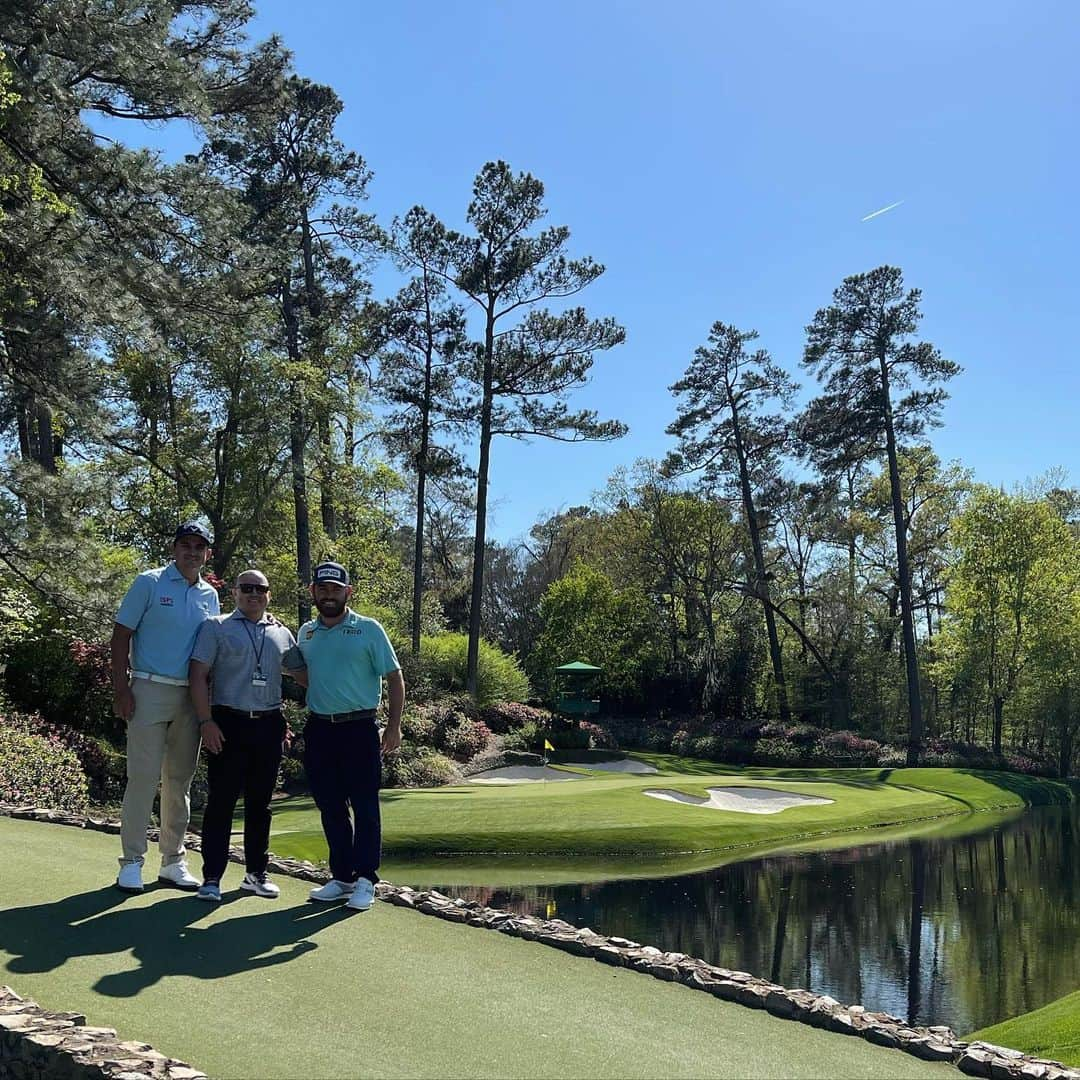 クリスティアン・ベゾイデンハウトさんのインスタグラム写真 - (クリスティアン・ベゾイデンハウトInstagram)「So good to be back @themasters . Looking forward to a great week!」4月5日 21時07分 - cbezgolf