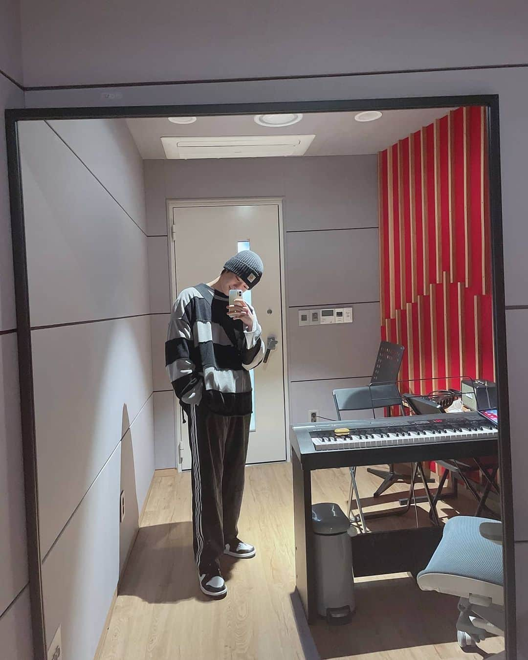 Stray Kidsさんのインスタグラム写真 - (Stray KidsInstagram)「얍! #StrayKids#STAY#OOTD#IN스타그램#🦊」4月5日 23時48分 - realstraykids