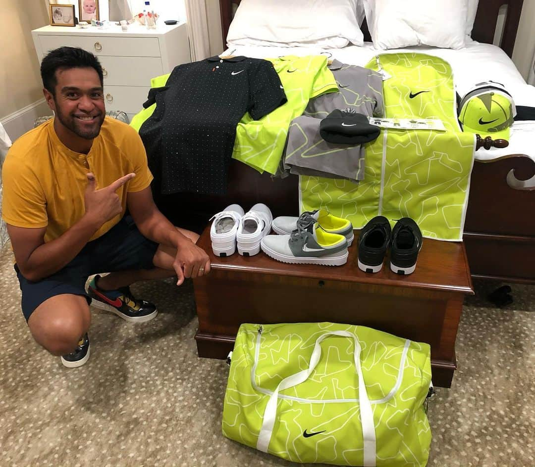 トニー・フィナウさんのインスタグラム写真 - (トニー・フィナウInstagram)「Masters week! @nikegolf outfits for the week 🔥  That lime green though 🤩」4月6日 6時42分 - tonyfinaugolf