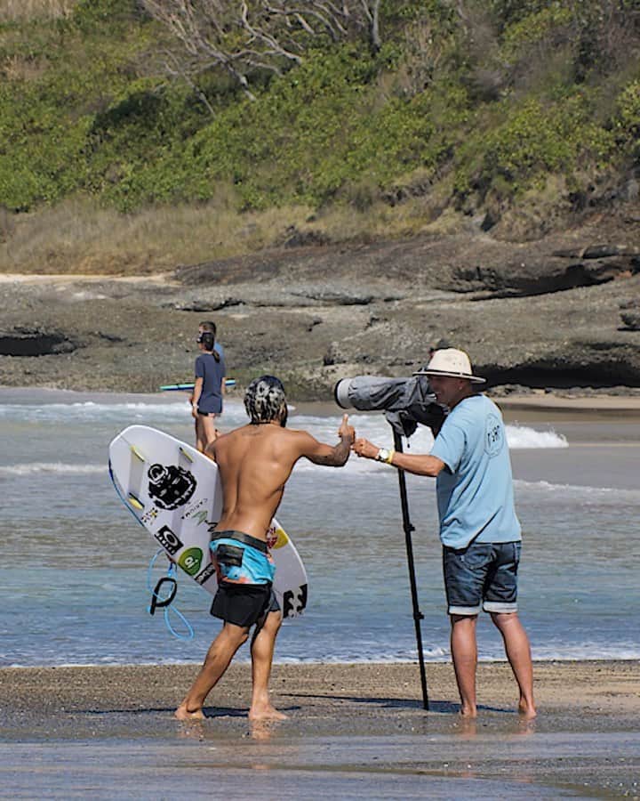 イタロ・フェレイラのインスタグラム：「Dinâmico nos últimos dias 🔥✨ #surf (🎥 @if15sports + @marcoscasteluber )」