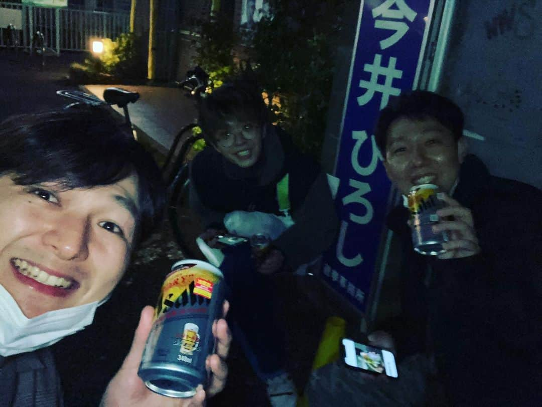 ナベのインスタグラム：「ジョッキ缶ビールぐびっ！！！！！」