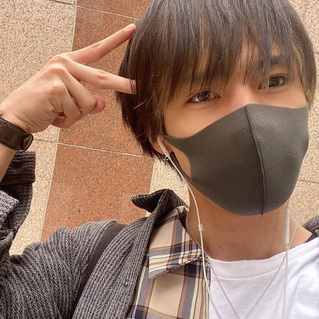 のインスタグラム：「イベント4月10日に行いますよ！  Twitterからリンクで、予約に飛べます！！！  . . ひさびさに自撮りしたよ！  .」