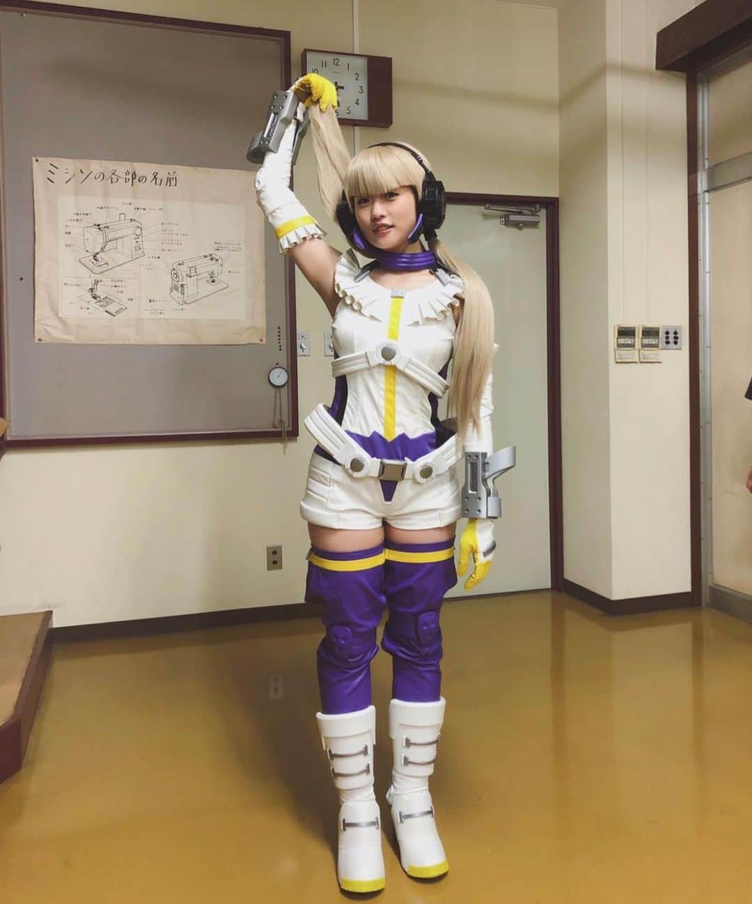 石田桃香さんのインスタグラム写真 - (石田桃香Instagram)「ドラマ「ガールガンレディ」放送スタート💫 本日、MBS 深夜0:59〜／TBS 深夜1:30〜 １話からハラハラドキドキの展開！ シャーロットも気合入ってます。是非ご覧くださいっ🔫  #ドラマイズム #ガールガンレディ」4月6日 19時48分 - isd_momoka