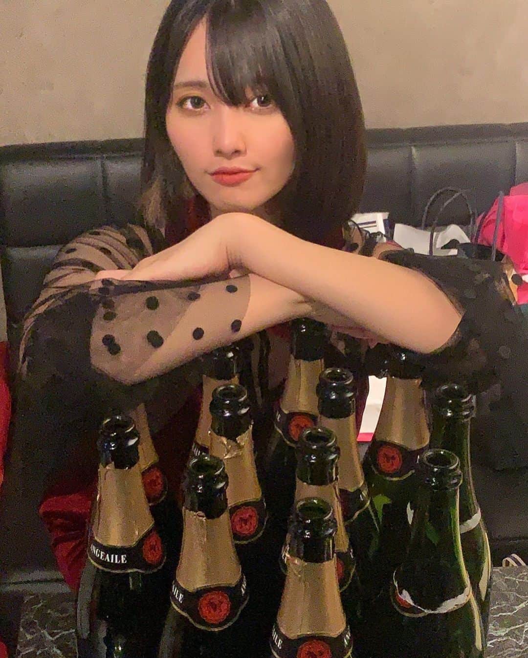 夏目まどかさんのインスタグラム写真 - (夏目まどかInstagram)「生誕祭ありがとうございました💓💞 すごく楽しかったしめちゃめちゃ幸せでした🥺 みんなとお酒飲んで話せて嬉しかったよ〜！  #me #ドレス #sexy #l4l #fyp #japanesegirl #キャバドレス #selfie」4月6日 21時47分 - madyonnn