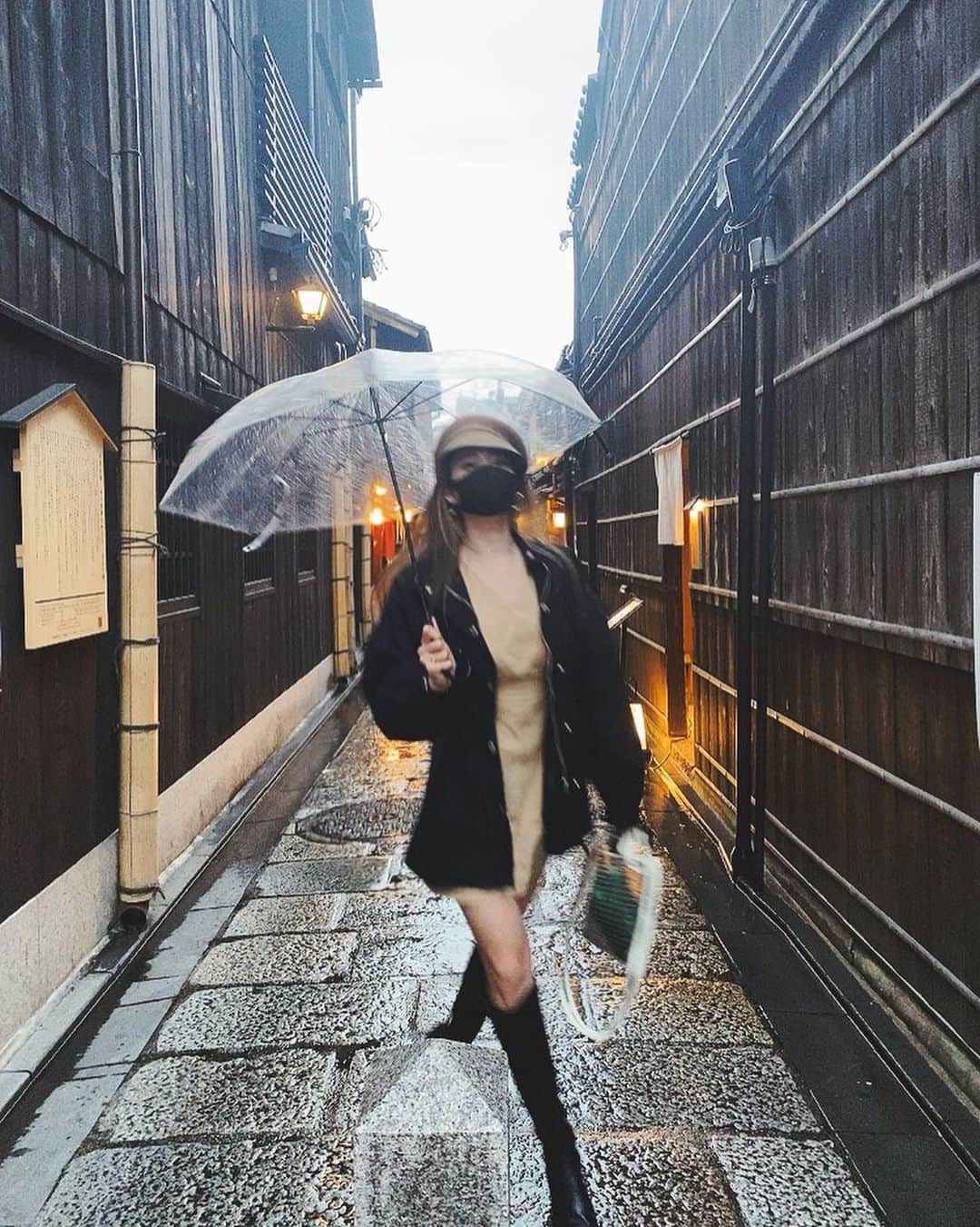 酒井麻里（Juri）さんのインスタグラム写真 - (酒井麻里（Juri）Instagram)「昨日はあいにくの雨☔だったけど 楽しかった日！♡  @bae.select のキャスケット可愛すぎて ヘビロテ決定〜😽🍒  #fashiongram #casquette」4月7日 13時23分 - jurixoxoxo