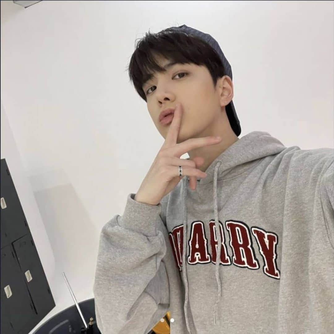 ヨンフンさんのインスタグラム写真 - (ヨンフンInstagram)「#THEBOYZ #더보이즈 #YOUNGHOON #영훈」4月7日 14時47分 - younghoon.theboyz