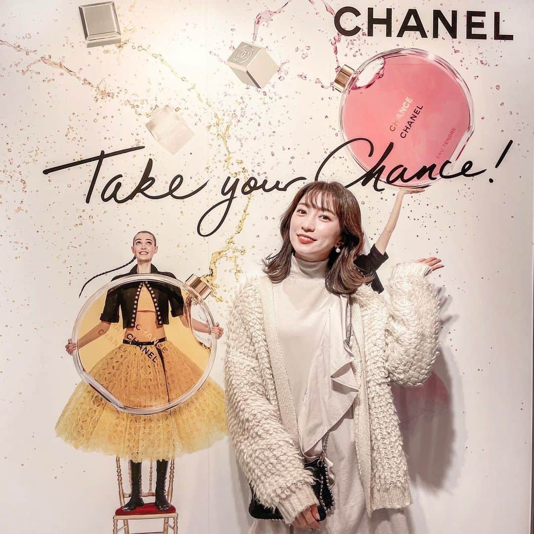 瀬口かなのインスタグラム：「CHANEL CHANCE 2021特別イベントが博多阪急1Fメディアステージで開催されてるので行ってきました🙋‍♀️🌸﻿ ﻿ ﻿ 「幸運のバスルーム」がテーマで凄い可愛かった🛁💓﻿ ﻿ 可愛すぎて写真たくさん撮っちゃった😂✨﻿ ﻿ イベント会場ではチャンスのヘア&ボディアイテムやアクティビティが楽しめてラッキードローゲームのアイテムも可愛すぎました😫💓﻿ ﻿ ﻿ 本当にチャンスシリーズの甘くて優しい香りが大好き☺️﻿ ﻿ 自分用にもギフトにも良いよね🎁﻿ ﻿ ﻿ 博多阪急 @hankyu_hakata_beauty のイベント会場は4月13日まで開催しているとのこと🌸﻿ ﻿ 今全国でイベントが開始しているみたいなのでCHANCE公式ページにイベント情報が載っているから是非見てみてください😊﻿ ﻿ ﻿ ﻿ #CHANEL #チャンスオータンドゥル #pr」